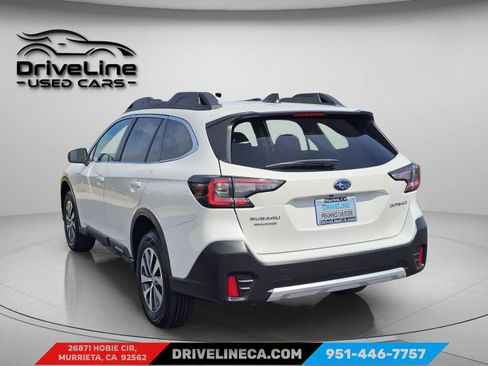 Used 2022 Subaru Outback Premium image 8
