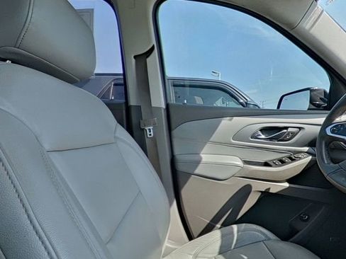 Used 2018 Chevrolet Traverse LT w/ LPO, Cargo Package image 29