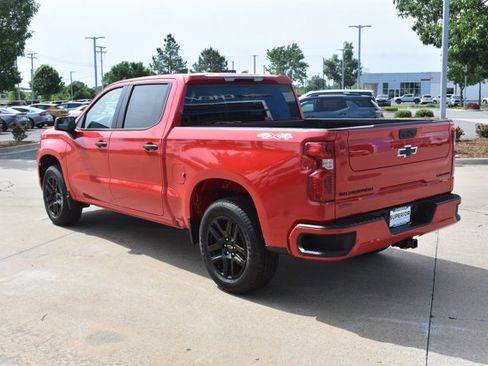 New 2026 Chevrolet Silverado 1500 Custom w/ LPO, Dark Essentials Package AWD/4WD image 9