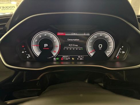 Used 2024 Audi Q3 2.0T Premium Plus image 9