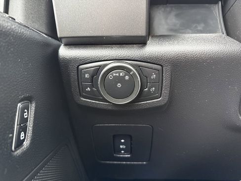 Used 2015 Ford F150 XLT w/ Equipment Group 302A Luxury image 25