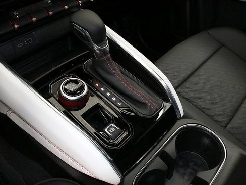 New 2025 GMC Canyon AT4 w/ AT4X AEV Edition AWD/4WD image 24