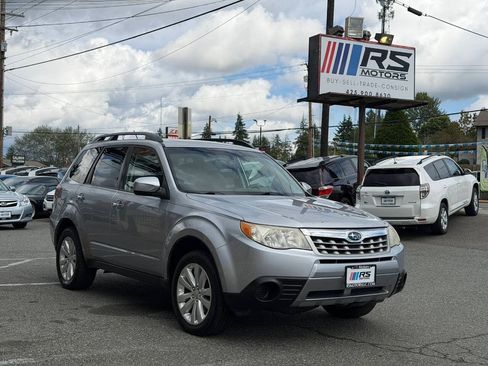 Used 2012 Subaru Forester 2.5X Premium AWD/4WD image 7