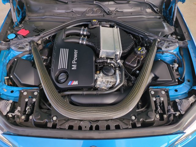 Used 2020 BMW M2 Competition w/ Executive Package RWD image 21