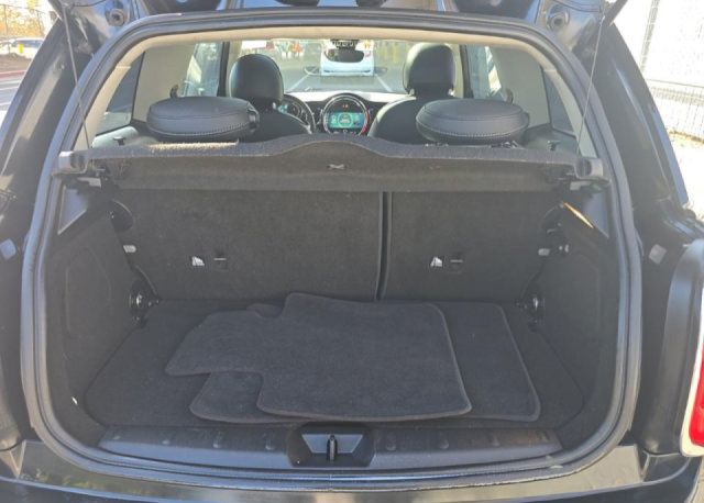 Used 2023 MINI Cooper 2-Door Hardtop FWD image 11