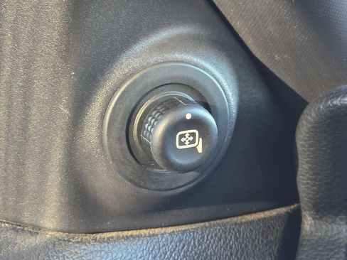 Used 2014 Ford Mustang Coupe w/ V6 Performance Package image 18