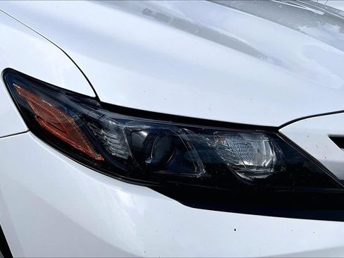 Used 2023 Toyota Camry SE FWD image 39