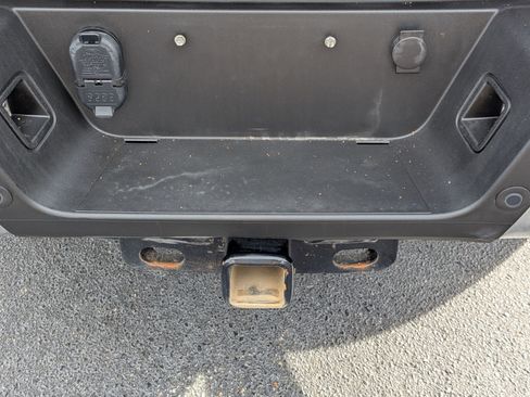 Used 2022 Ford F250 Lariat w/ Chrome Package image 29