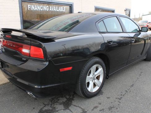 Used 2014 Dodge Charger SXT Plus image 9