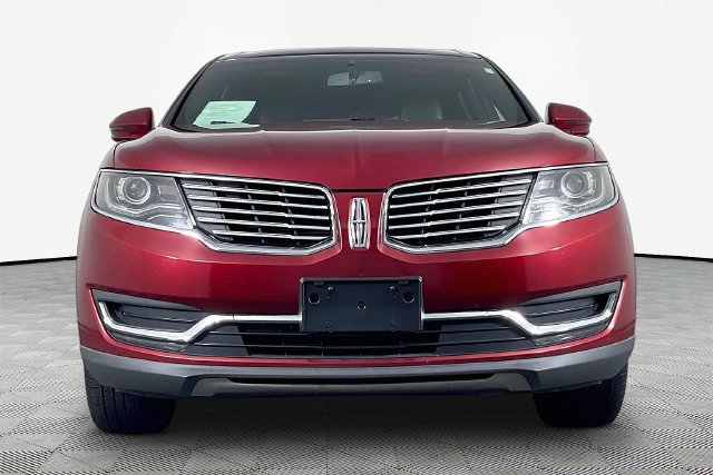 Used 2016 Lincoln MKX Reserve w/ Cargo Utility Package FWD image 2