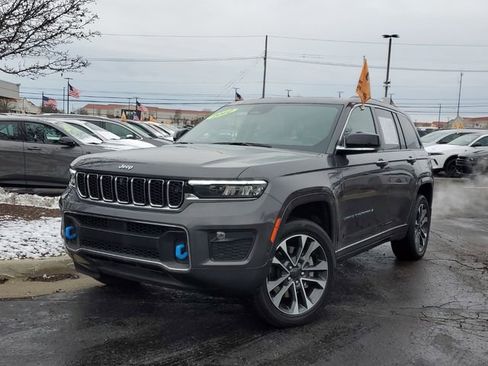 Certified 2022 Jeep Grand Cherokee Overland w/ Advanced Protech Group III image 35