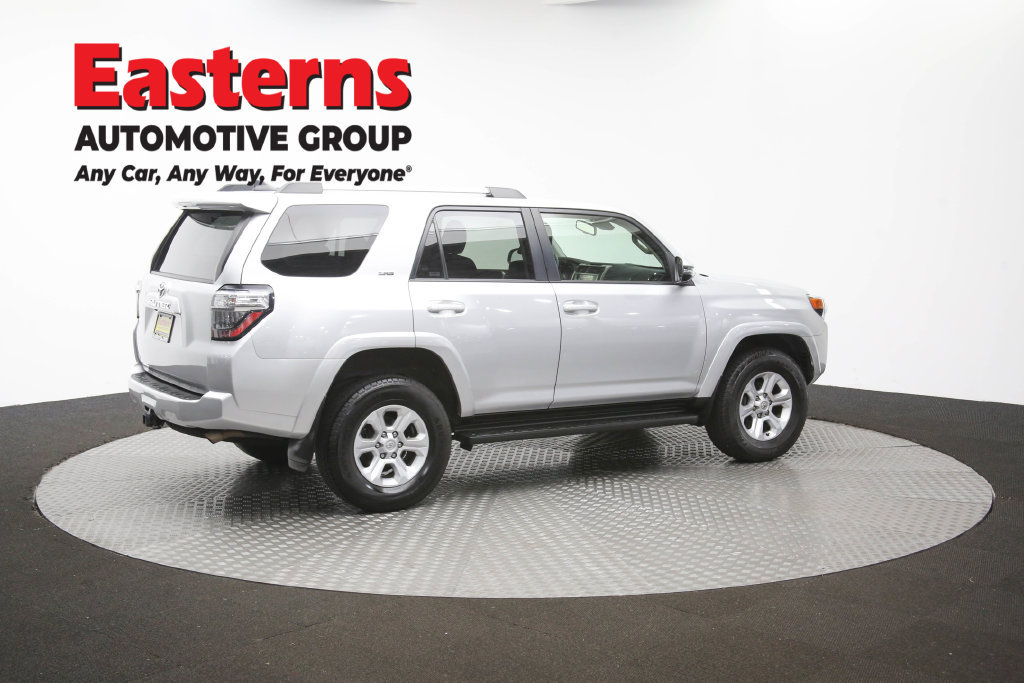 Used 2024 Toyota 4Runner SR5 AWD/4WD image 38