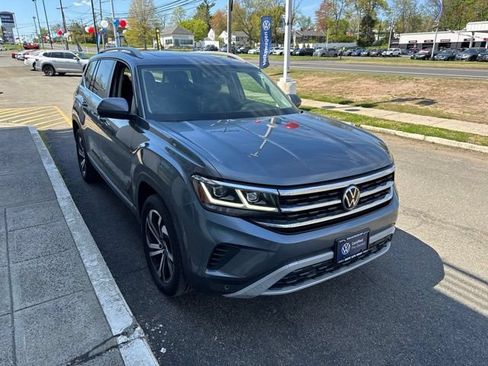 Used 2022 Volkswagen Atlas SEL AWD/4WD image 2