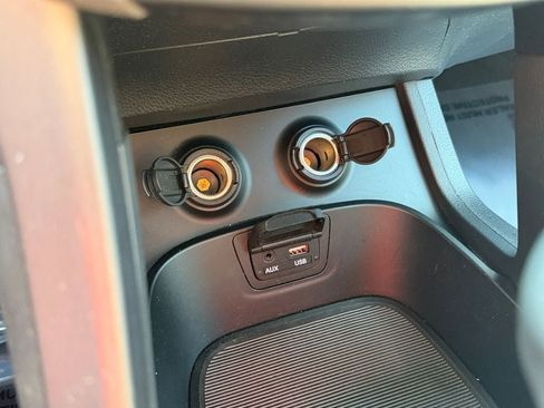 Used 2015 Hyundai Santa Fe Sport w/ Option Group 03 image 26