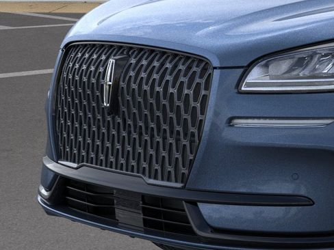 New 2026 Lincoln Corsair Premiere AWD/4WD image 17