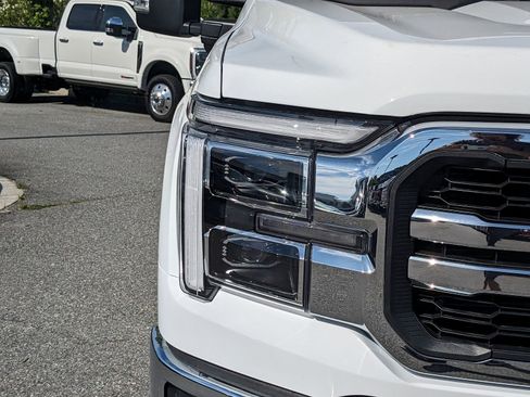 New 2025 Ford F150 Lariat w/ Equipment Group 501A Mid image 10