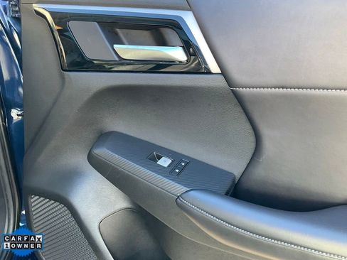 Used 2023 Mitsubishi Outlander SE image 76