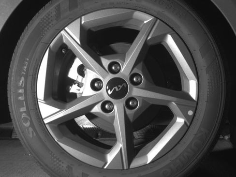 Used 2025 Kia K4 LXS image 15