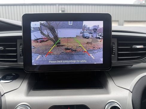 Used 2022 Ford Explorer XLT image 23