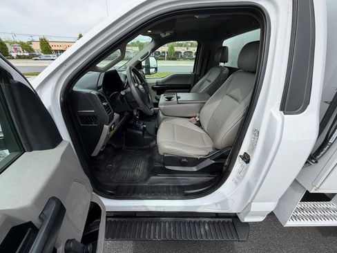 Used 2019 Ford F550 4x4 Regular Cab Super Duty image 12
