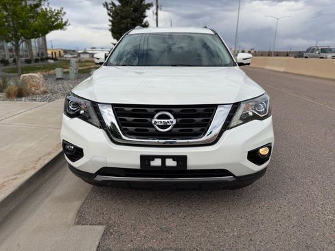 Used 2019 Nissan Pathfinder SL AWD/4WD image 19