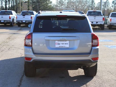 Used 2016 Jeep Compass 75th Anniversary w/ Power Value Group image 7