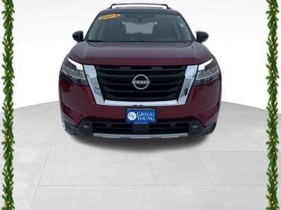 Used 2023 Nissan Pathfinder Platinum