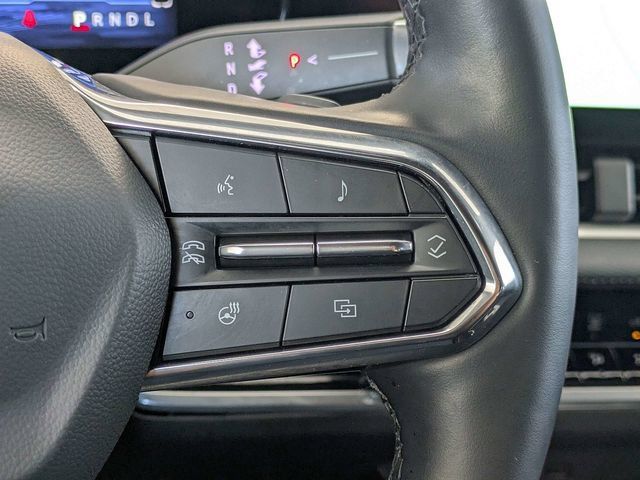 Used 2025 Chevrolet Equinox LT FWD image 26