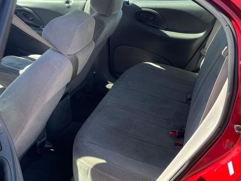 Used 1998 Ford Taurus SE FWD image 13