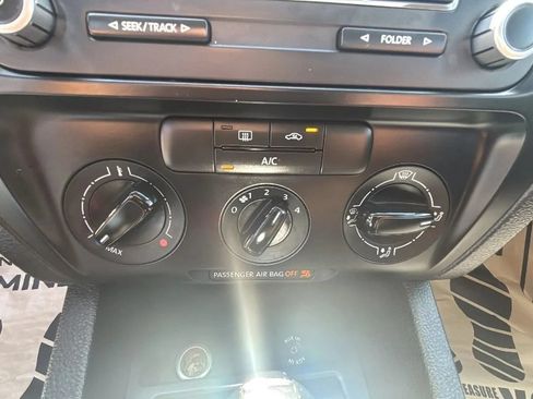 Used 2013 Volkswagen Jetta S FWD image 16