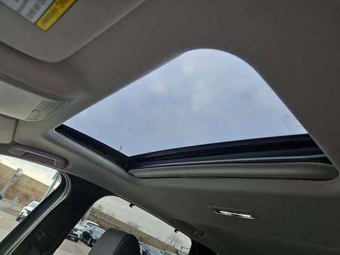 Certified 2025 MAZDA CX-70 3.3 Turbo w/ Premium Package image 14