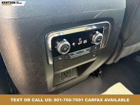 Used 2025 GMC Yukon XL Denali AWD/4WD image 36