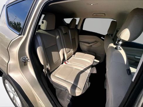 Used 2018 Ford Escape SE FWD image 28