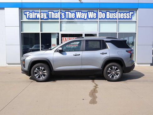 New 2027 Chevrolet Equinox LT w/ Convenience Package II AWD/4WD image 7
