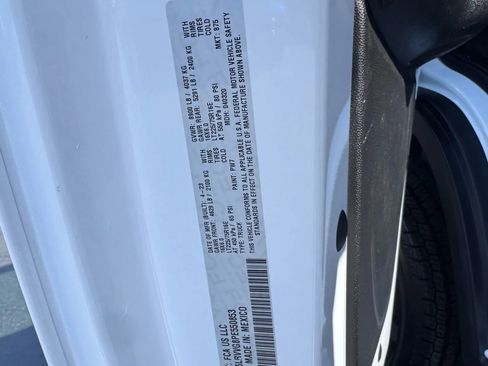 Used 2023 RAM ProMaster 2500 image 32