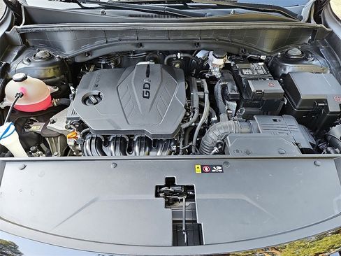 Certified 2022 Kia Sorento S w/ Panoramic Sunroof Package image 29