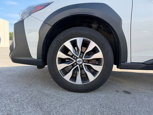 Used 2024 Subaru Outback Limited AWD/4WD image 7