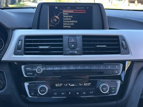 Used 2017 BMW 320i Sedan RWD image 24