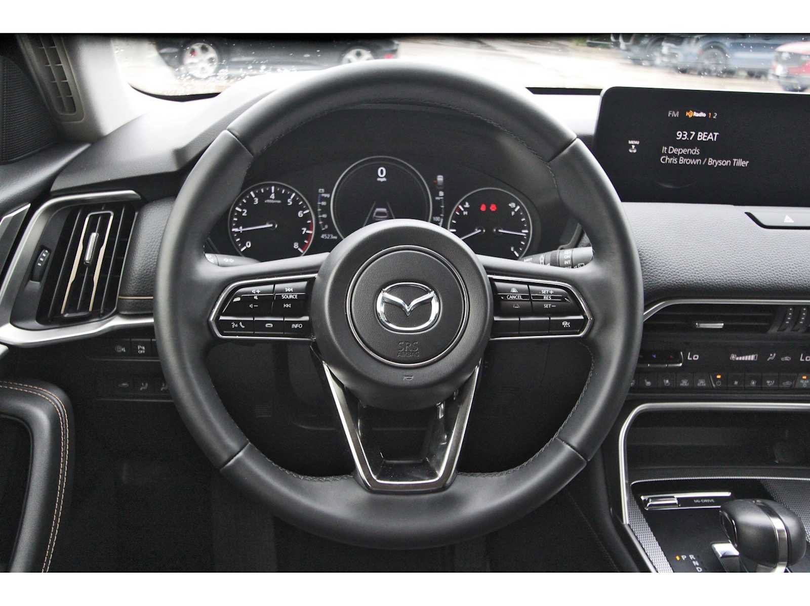 Used 2026 MAZDA CX-90 3.3 Turbo w/ Preferred Package AWD/4WD image 14