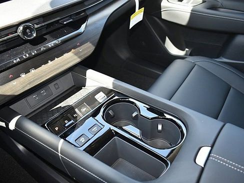 New 2025 Nissan Murano SV image 12