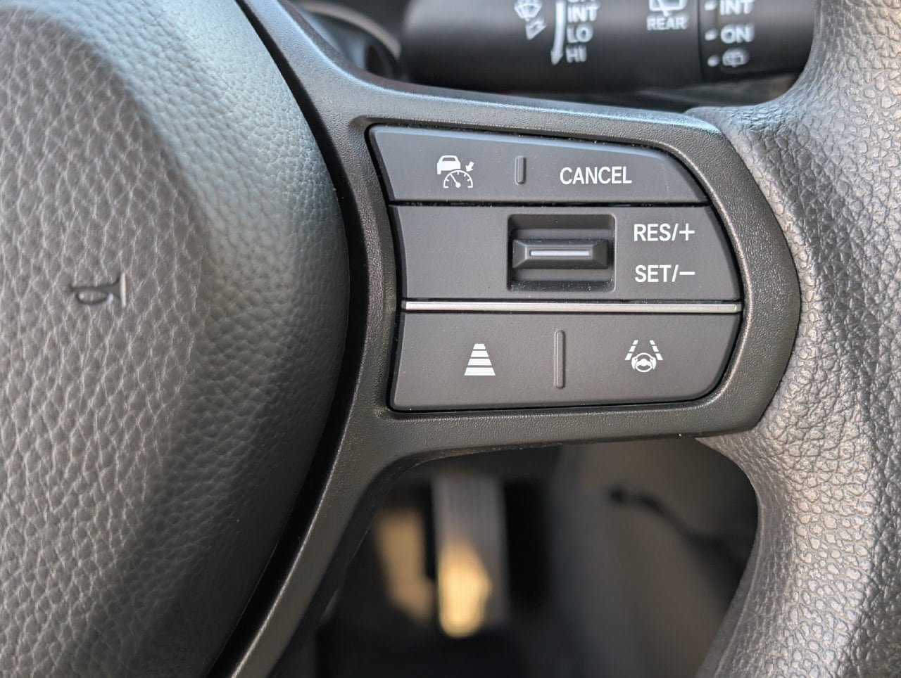 Used 2026 Honda HR-V LX image 21