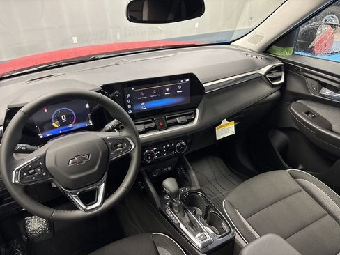 New 2026 Chevrolet TrailBlazer LT w/ Convenience Package FWD image 21