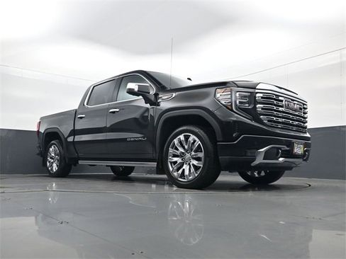 Used 2025 GMC Sierra 1500 Denali w/ Denali Reserve Package image 23