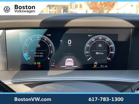 New 2026 Volkswagen Tiguan SE R-Line image 14