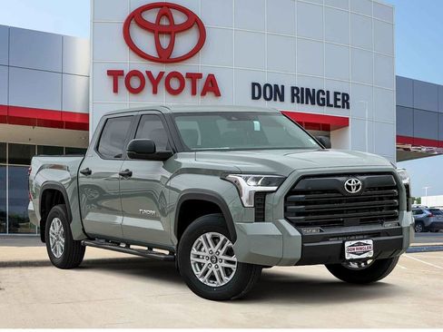 Used 2026 Toyota Tundra SR5 AWD/4WD image 1