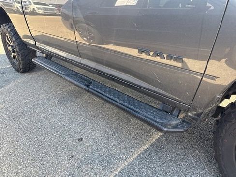 Used 2022 RAM 2500 Big Horn w/ Night Edition image 6