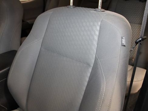 Used 2022 Toyota Tacoma SR5 RWD image 8