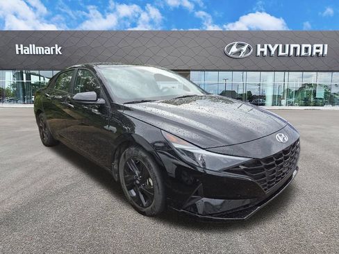 Certified 2023 Hyundai Elantra SEL FWD image 1