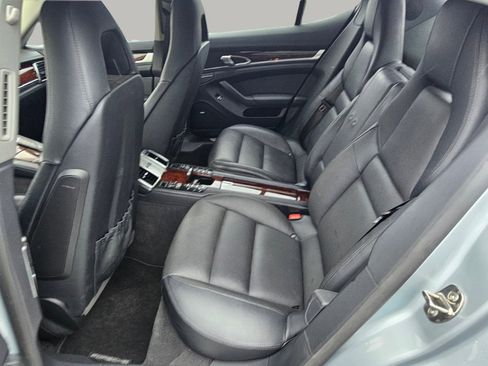 Used 2014 Porsche Panamera S image 21