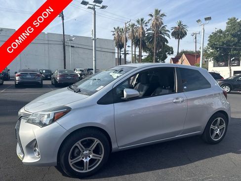 Used 2015 Toyota Yaris L FWD image 11